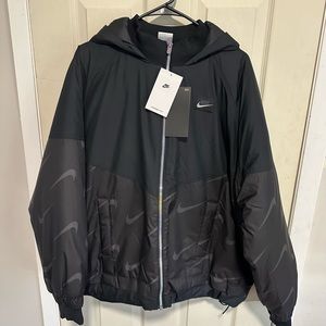 Nike women’s Therma-Fit Icon Clash Hooded Jacket